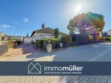 Hauptbild Viel Platz und gro�er Garten f�r Ihre Familie! - Bungalow mit gro�em Potential in Gr�nstadt
