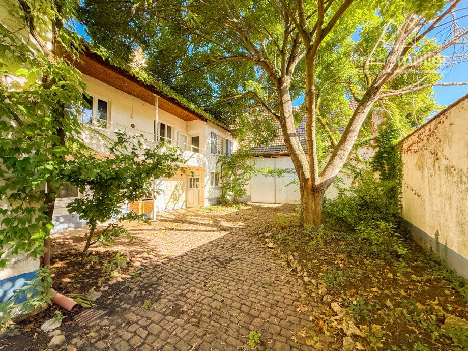 Innenhof Haus Laumersheim