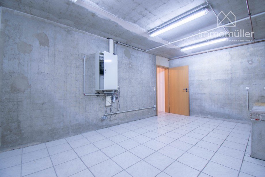 Keller Doppelhaush�lfte Ebertsheim