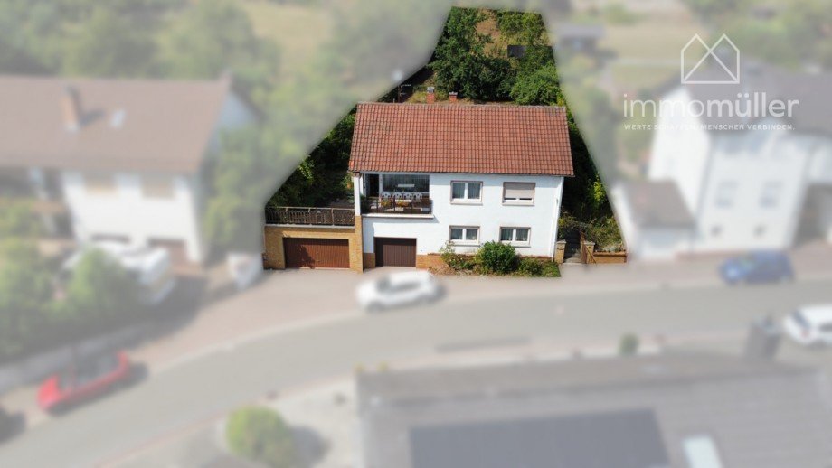 Hausansicht Einfamilienhaus Eisenberg / Stauf