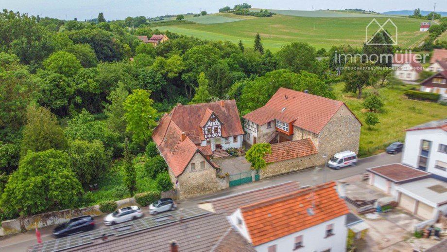 Drohnenaufnahme Bauernhaus Harxheim-Zellertal