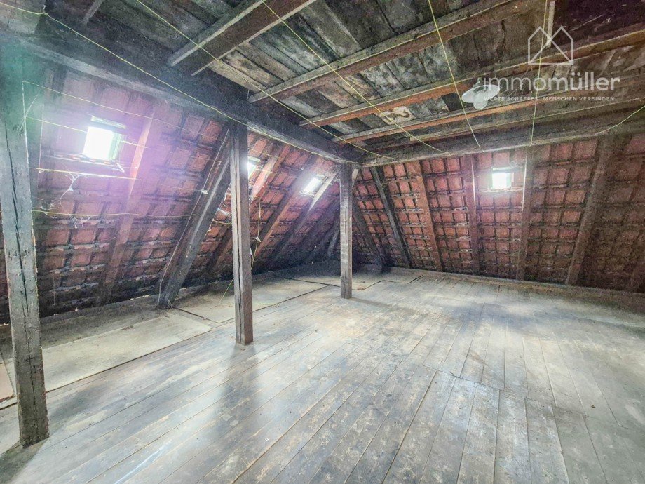 Dachstuhl Einfamilienhaus Gr�nstadt