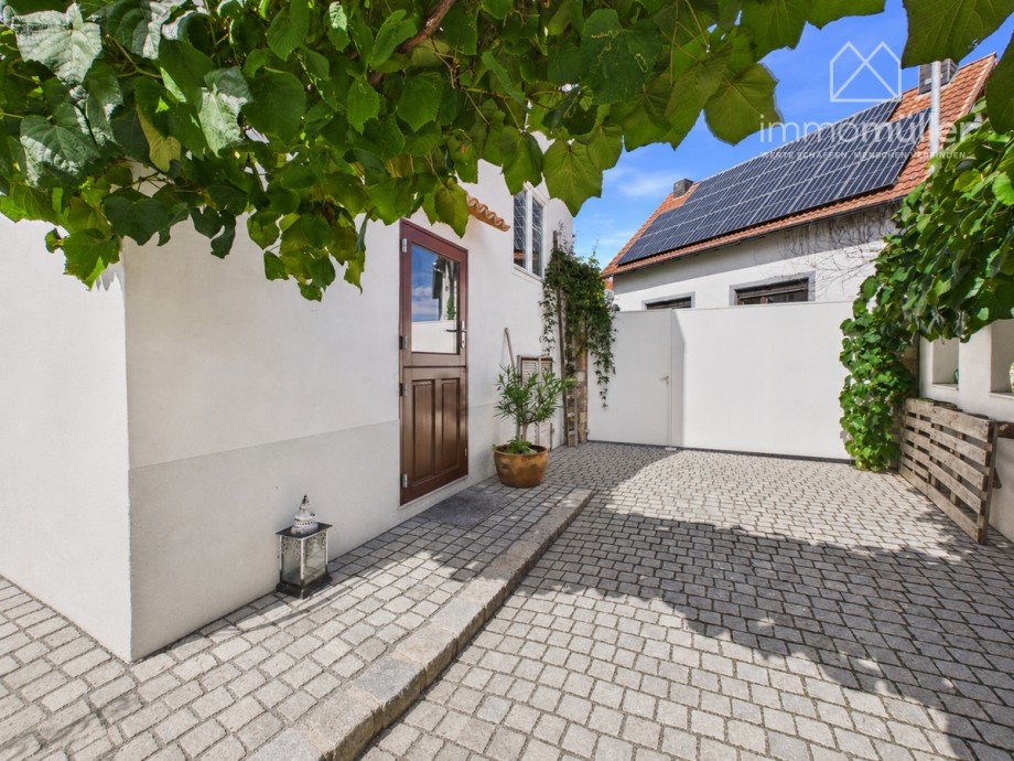 Stellplatz Einfamilienhaus Gr�nstadt / Sausenheim