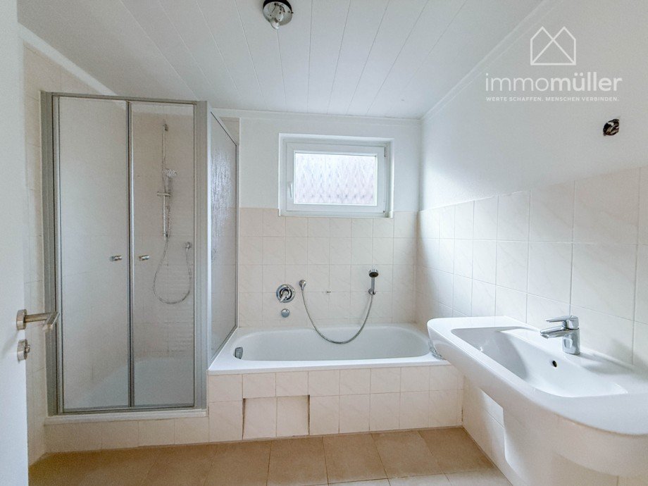Badezimmer OG Einfamilienhaus Dirmstein