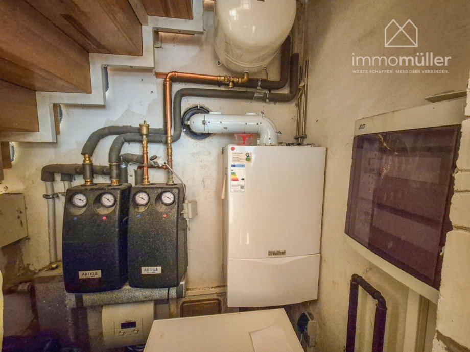 Heizung Nebenhaus Mehrfamilienhaus Altleiningen - H�ningen