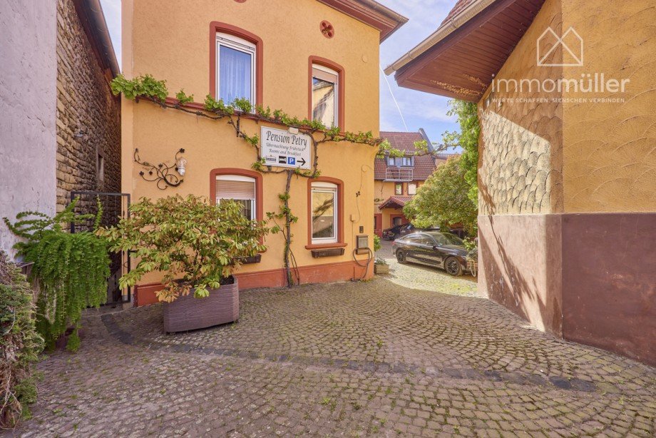 Eingang Haus Bockenheim