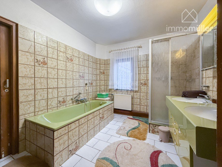 Badezimmer OG Einfamilienhaus Altleiningen