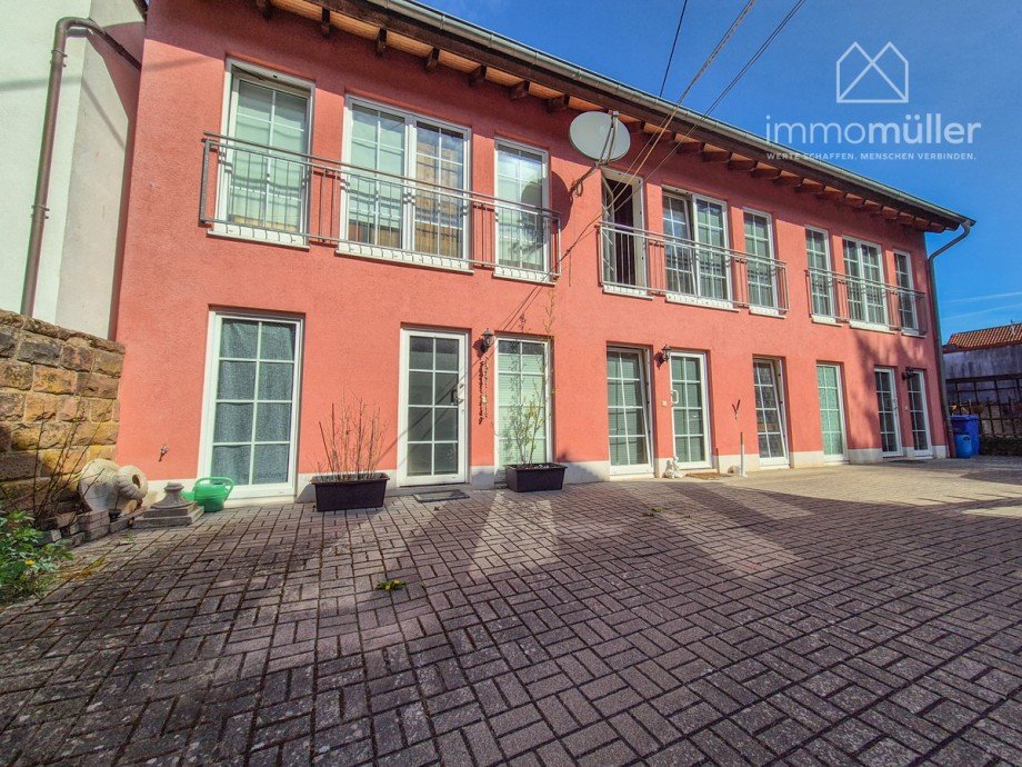 Hausansicht Nebenhaus Mehrfamilienhaus Altleiningen - H�ningen