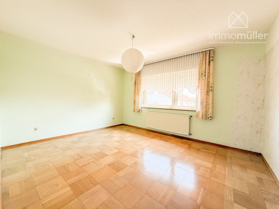 Schlafen 2 OG Einfamilienhaus Bolanden