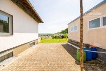 Grillplatz Haus/Garage Exklusiver Bungalow mit ELW, Panoramablick & park�hnlichem Grundst�ck in Bestlage von Eisenberg