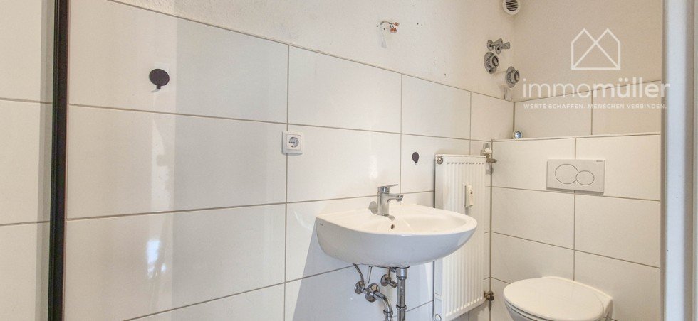 WC Souterrainwohnung Eisenberg (Pfalz)