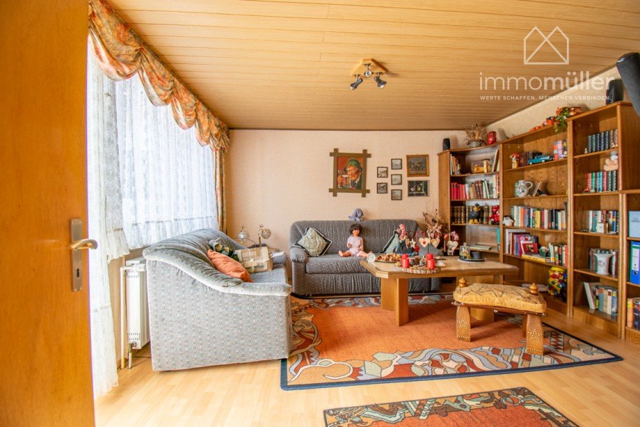 3. Schlafzimmer OG mit Balkon Einfamilienhaus Freinsheim