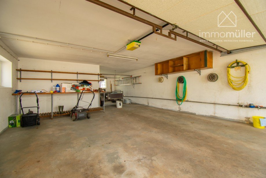 Garage Bungalow Eisenberg