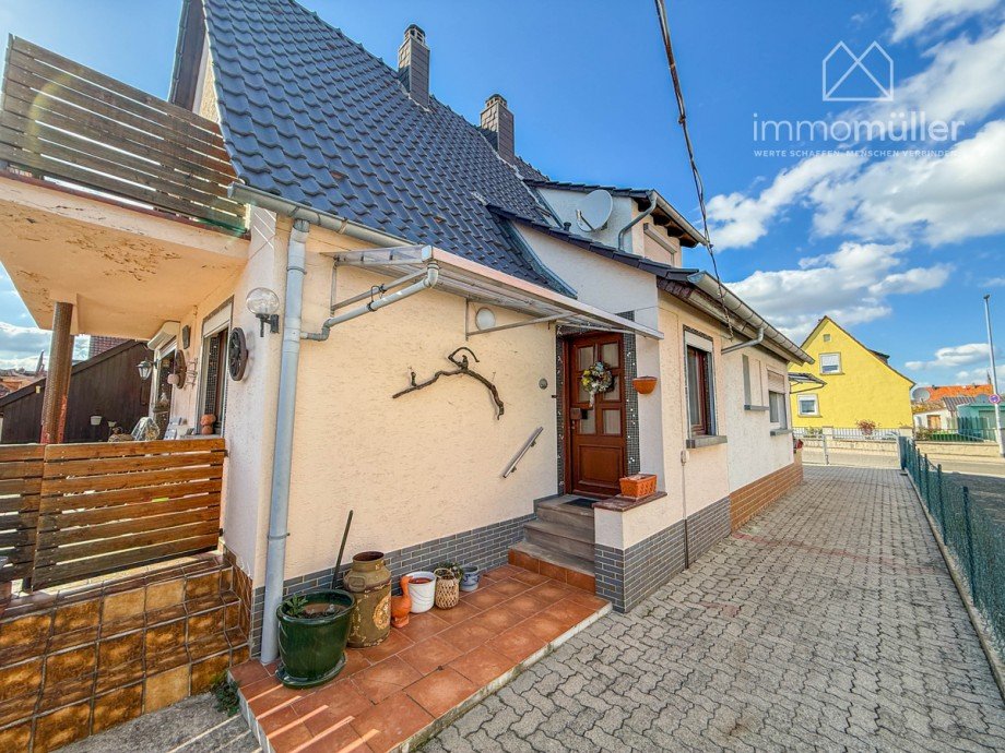 Eingang Haus 2 Einfamilienhaus Gr�nstadt