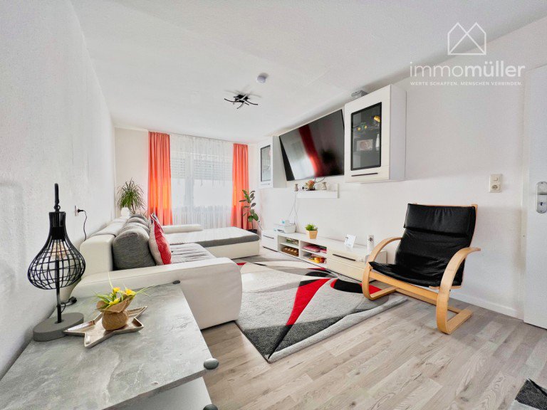 10 Eisenberg (Pfalz) / Stauf Doppelhaush�lfte Wundersch�nes Einfamilienhaus mit grandiosem Ausblick und sch�nem Garten