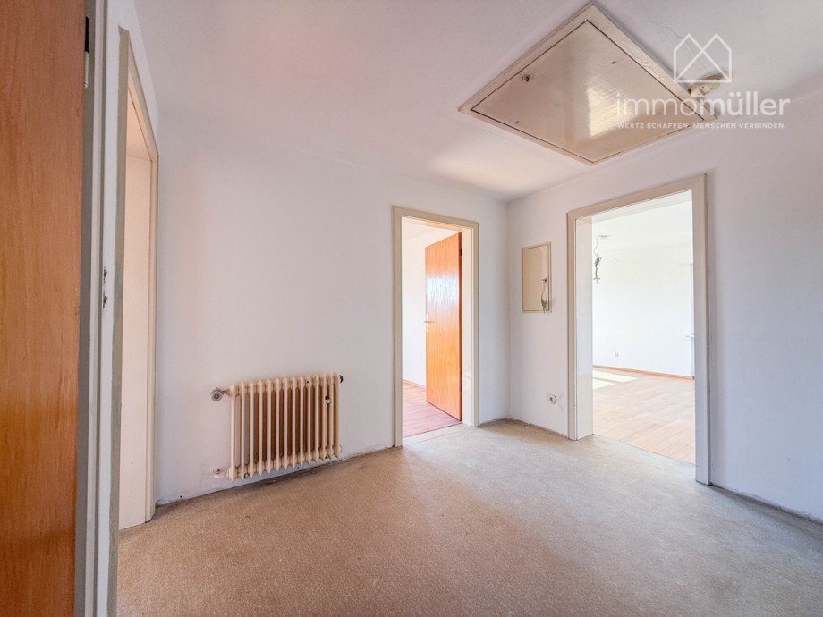 Flur Einfamilienhaus Eisenberg / Stauf