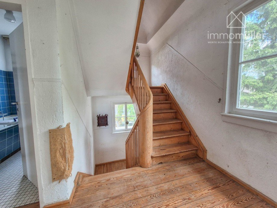 Treppe OG Einfamilienhaus Gr�nstadt