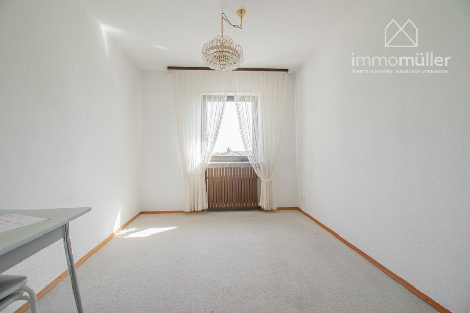 16. Kind Bungalow Gr�nstadt