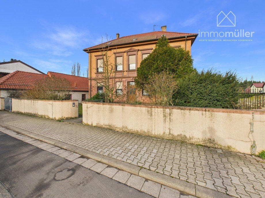 Hausansicht Einfamilienhaus Obrigheim / Colgenstein