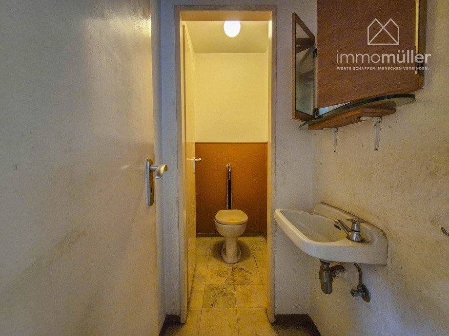 WC Reihenendhaus Steinborn - Eisenberg (Pfalz)