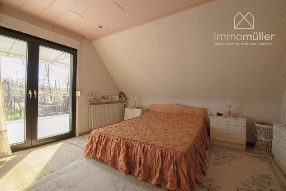 Schlafzimmer OG Einfamilienhaus Ebertsheim