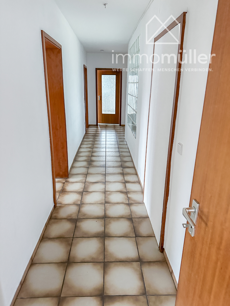 Flur Etagenwohnung Gr�nstadt / Asselheim