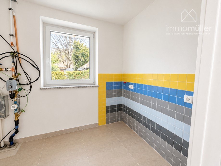 Haustechnik - KI bearbeitet Bungalow Obrigheim / Colgenstein