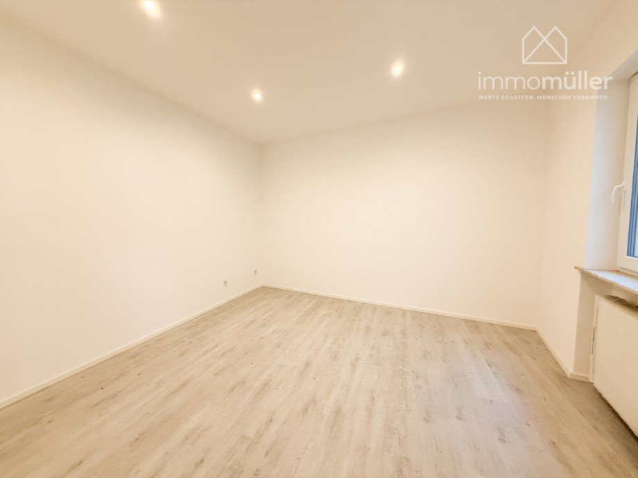 3ZI WHG 1.OG Haus Gr�nstadt