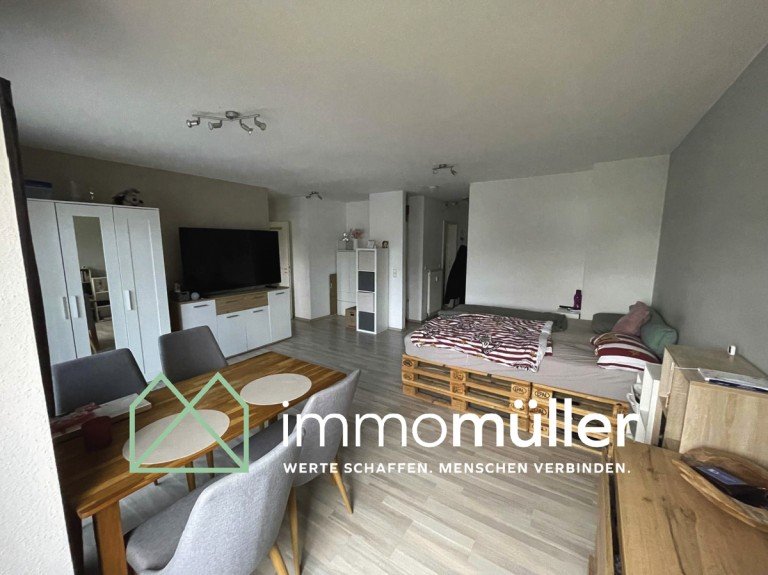 Titelbild Ubstadt-Weiher Etagenwohnung Helle & freundliche 1Zimmer-Wohnung mit Tiefgarage, Balkon und Einbauk�che in Ubstadt-Weiher