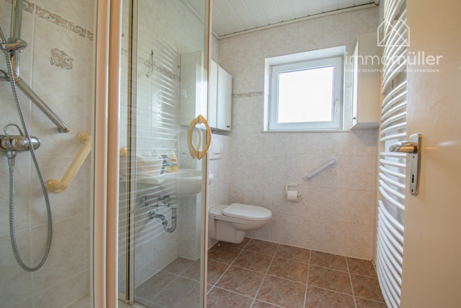 Badezimmer Einfamilienhaus Eisenberg