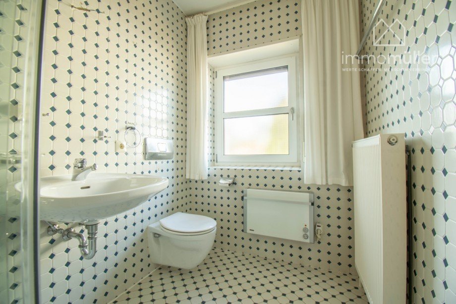 OG Bad 2 Einfamilienhaus Gr�nstadt