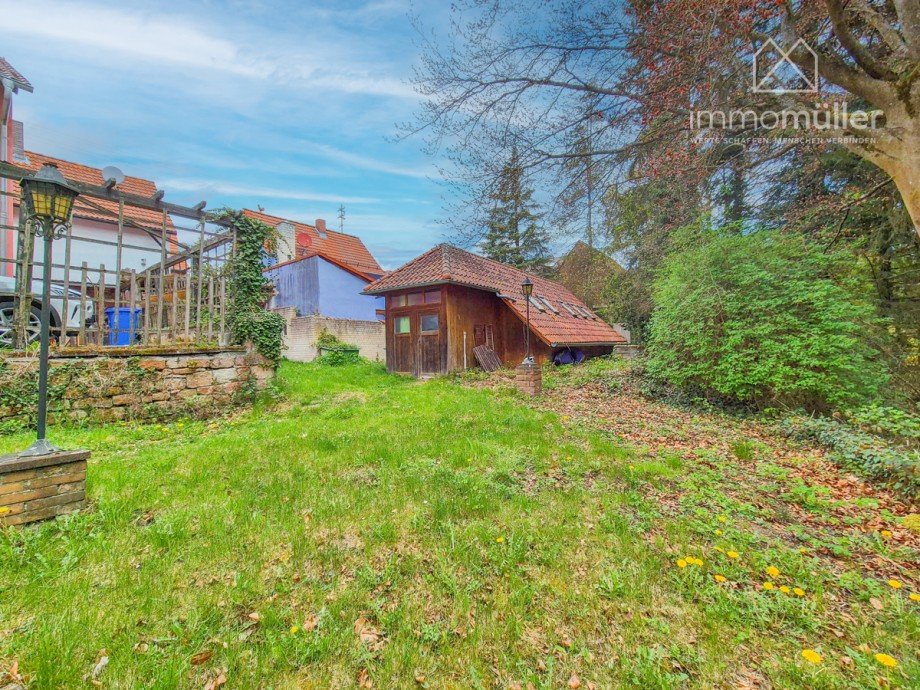 Garten Mehrfamilienhaus Altleiningen - H�ningen