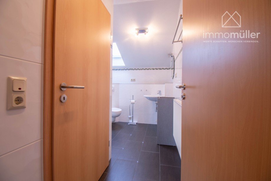 Duschbad DG Doppelhaush�lfte Ebertsheim