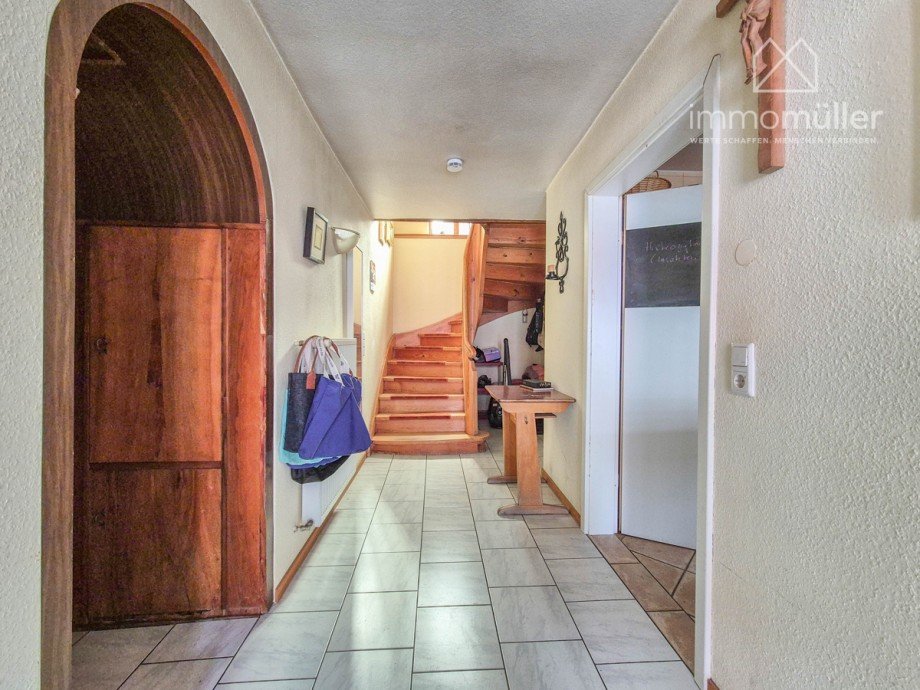 Diele EG Mehrfamilienhaus Altleiningen - H�ningen