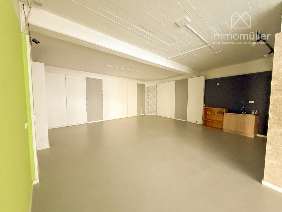 Gewerbe EG Haus Gr�nstadt