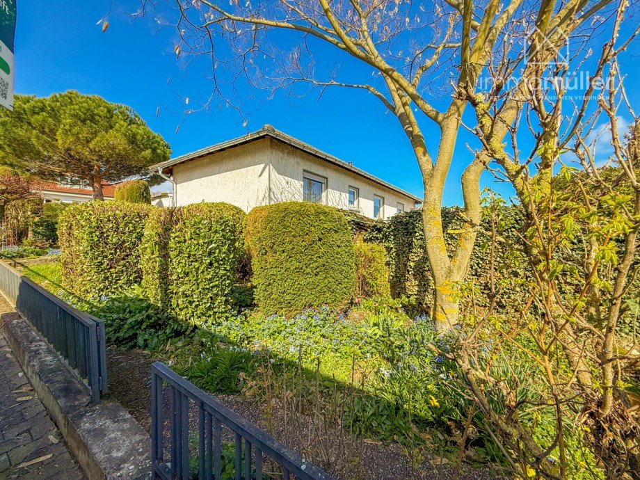 Hausansicht Bungalow Gr�nstadt