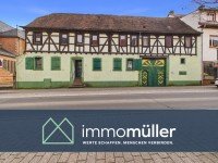 Hauptbild Ortsbildpr�gendes Denkmal sucht Vision�r: 4-Seiten-Hof in zentraler Lage von Eisenberg (Pfalz)