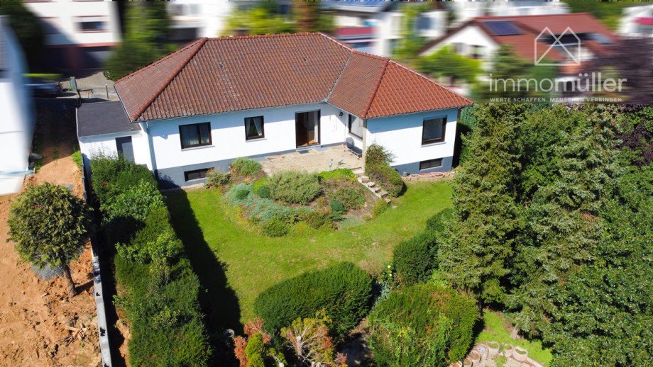 3. Hausansicht Bungalow Gr�nstadt