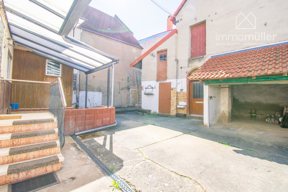 Innenhof Einfamilienhaus Ober-Fl�rsheim