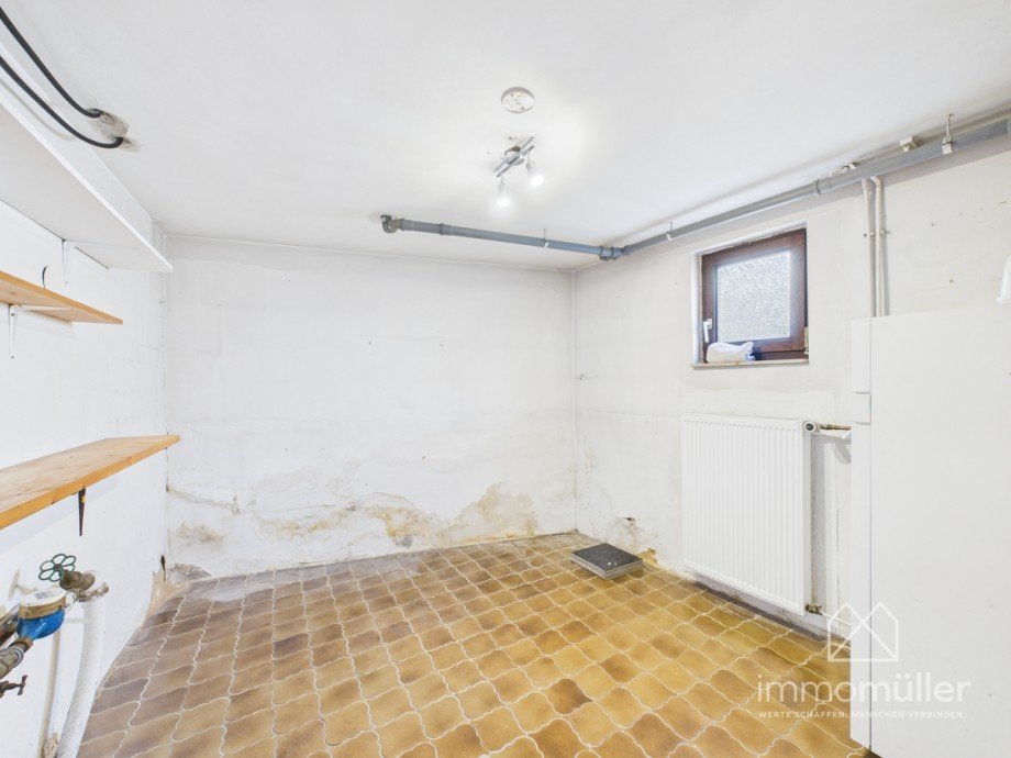 HWR EG Einfamilienhaus Lautersheim