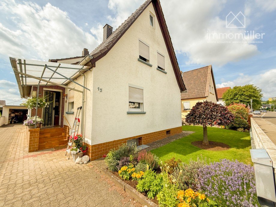 Hausansicht Haus 1 Einfamilienhaus Gr�nstadt