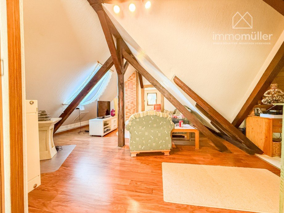 Dachgeschoss Einfamilienhaus Altleiningen