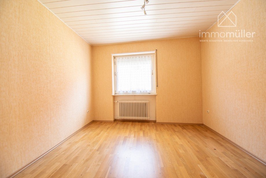 Schlafen 1 OG Zweifamilienhaus Gr�nstadt / Asselheim