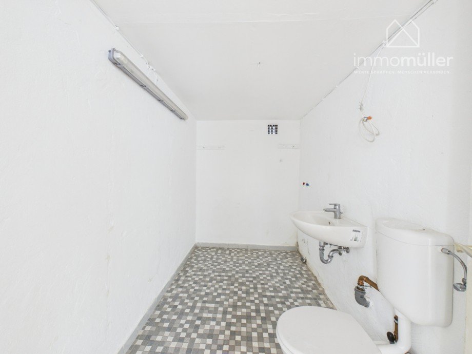 G�ste-WC Bauernhaus Fl�rsheim-Dalsheim