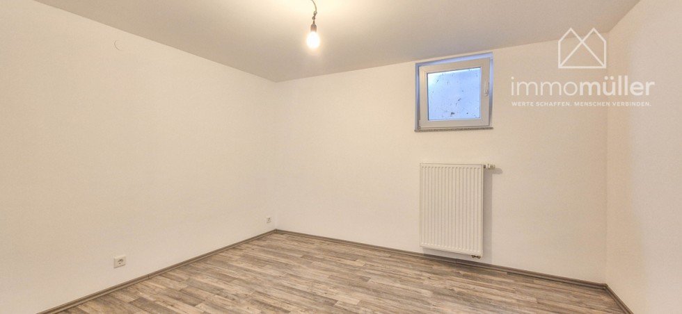 Abstellraum UG Bungalow Gr�nstadt-Sausenheim