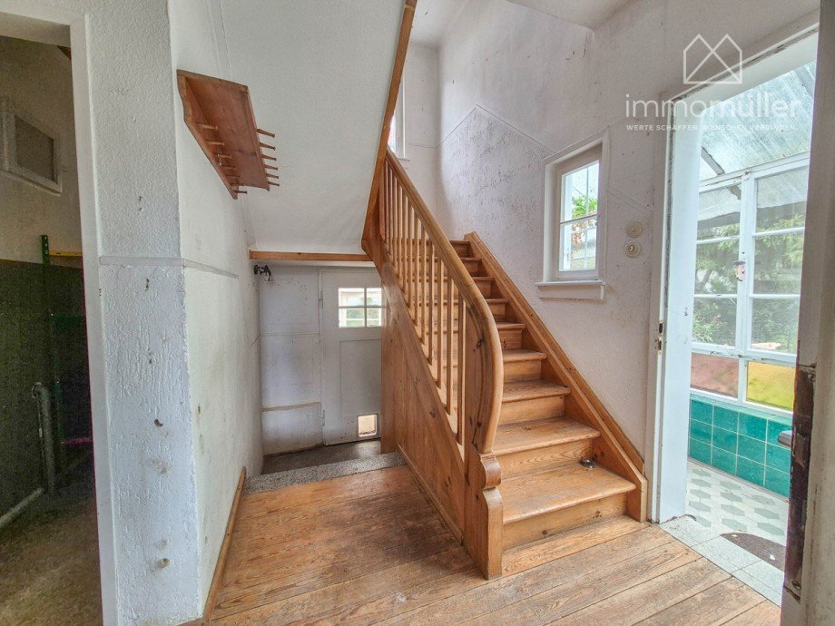 Treppe EG Einfamilienhaus Gr�nstadt