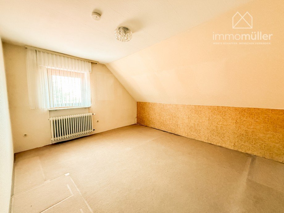 Schlafen 1 2.OG Einfamilienhaus Dackenheim