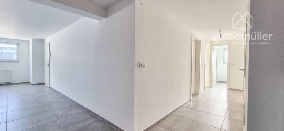Diele UG Bungalow Gr�nstadt-Sausenheim