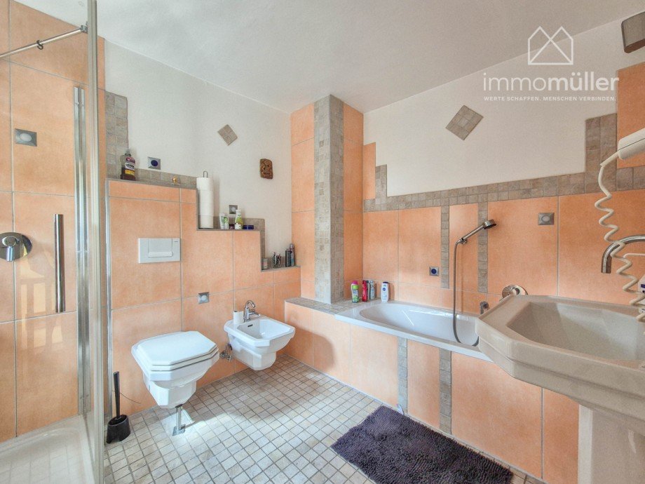 Bad Mehrfamilienhaus Altleiningen - H�ningen