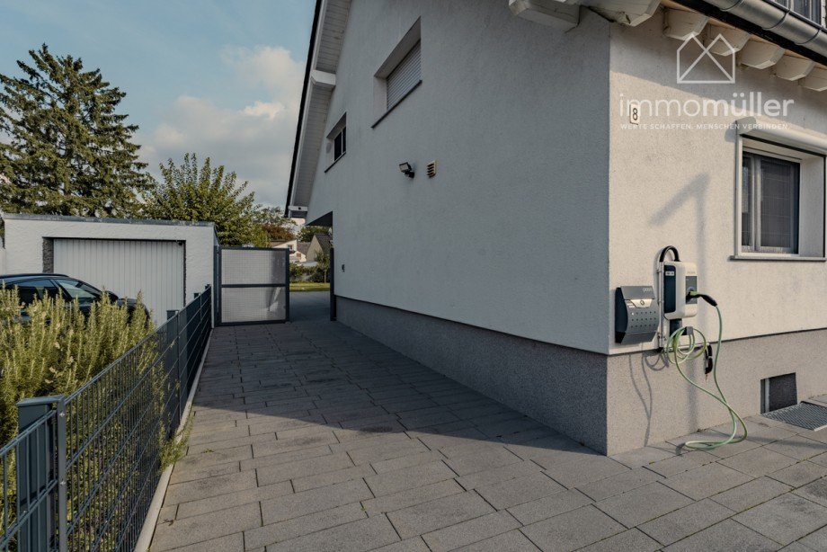 Einfahrt Einfamilienhaus Mannheim / Sch�nau